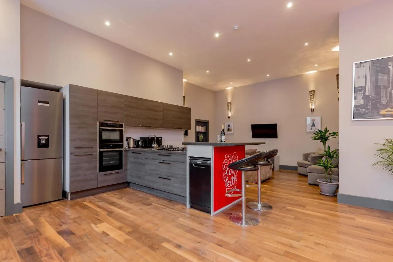 Apartment Bohemian Luxury Accommodation In The Heart Edinburghs Leith District