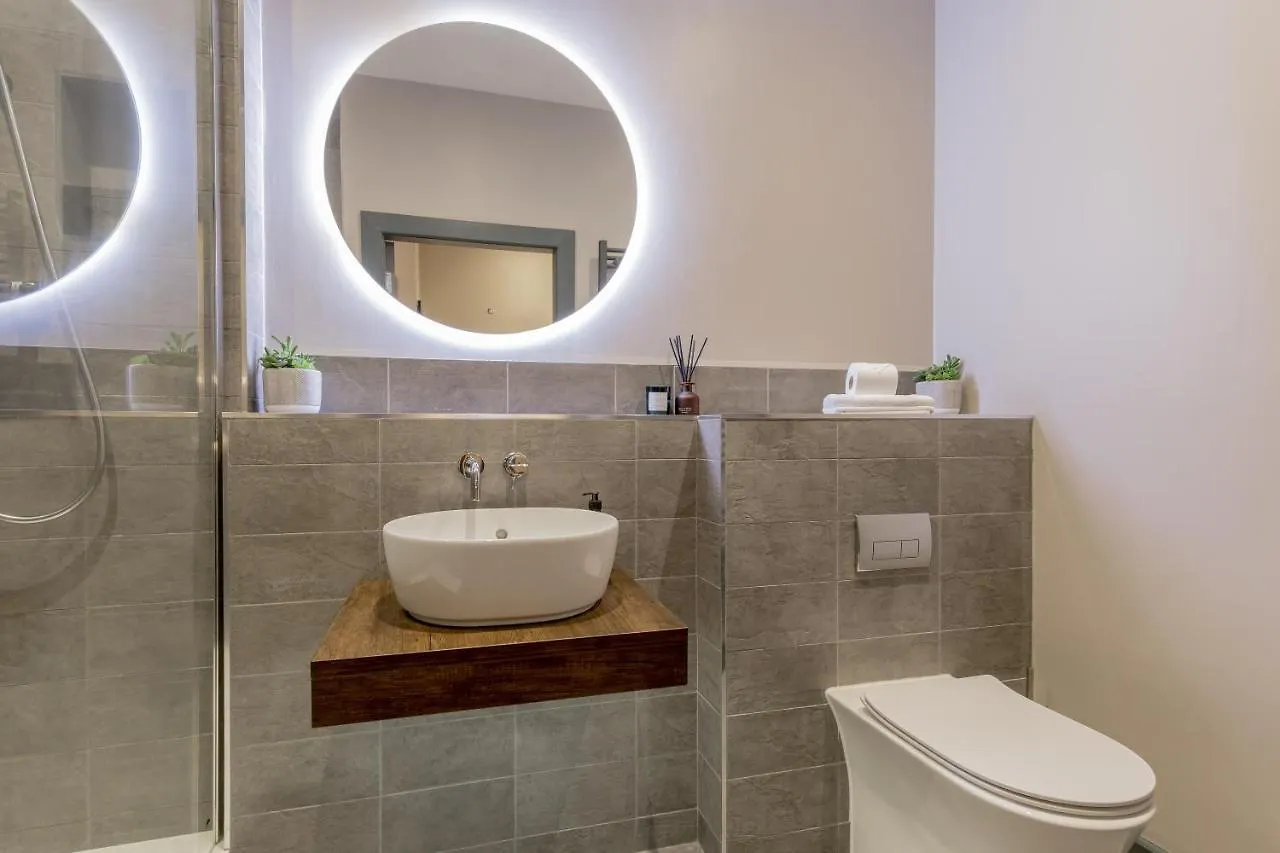 Bohemian Luxury Accommodation In The Heart Edinburghs Leith District Edinburgh